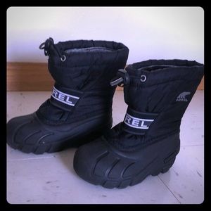 Sorel snow boot black size 9